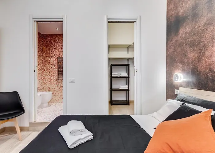 Classy 2-bdr In Termini District Appartement