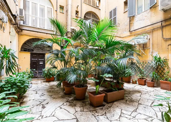 Classy 2-bdr In Termini District *